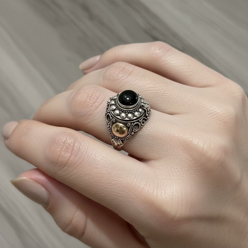 Vintage 1990's Black Onyx Poison Ring Sterling Silver Locket Ring sz 6.5